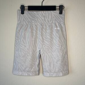AYBL Animal Seamless Shorts 7in Light Grey - Size XL